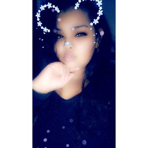 Meet your Posher, Deonna